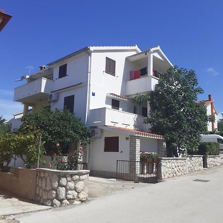 Apartmani Karuza Novaglia Esterno foto